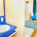 Hostel Jeugdherberg De Peerdevisser
