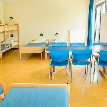 Jeugdherberg De Peerdevisser Albergue
