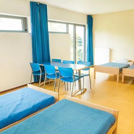 Jeugdherberg De Peerdevisser *