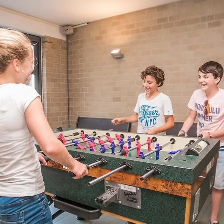 Jeugdherberg De Peerdevisser * Oostduinkerke