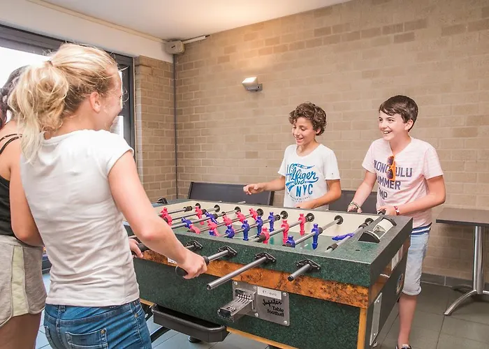 Jeugdherberg De Peerdevisser * Oostduinkerke